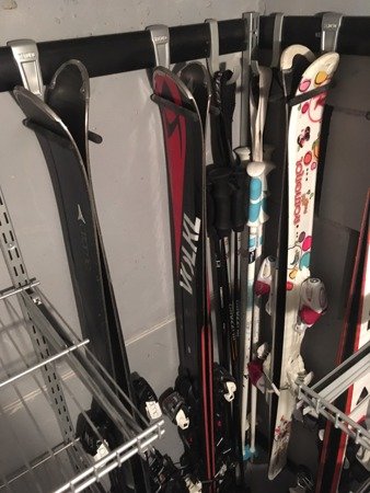 KENOVO wieszak na narty hak na narty lub drobne narzędzia ogrodowe